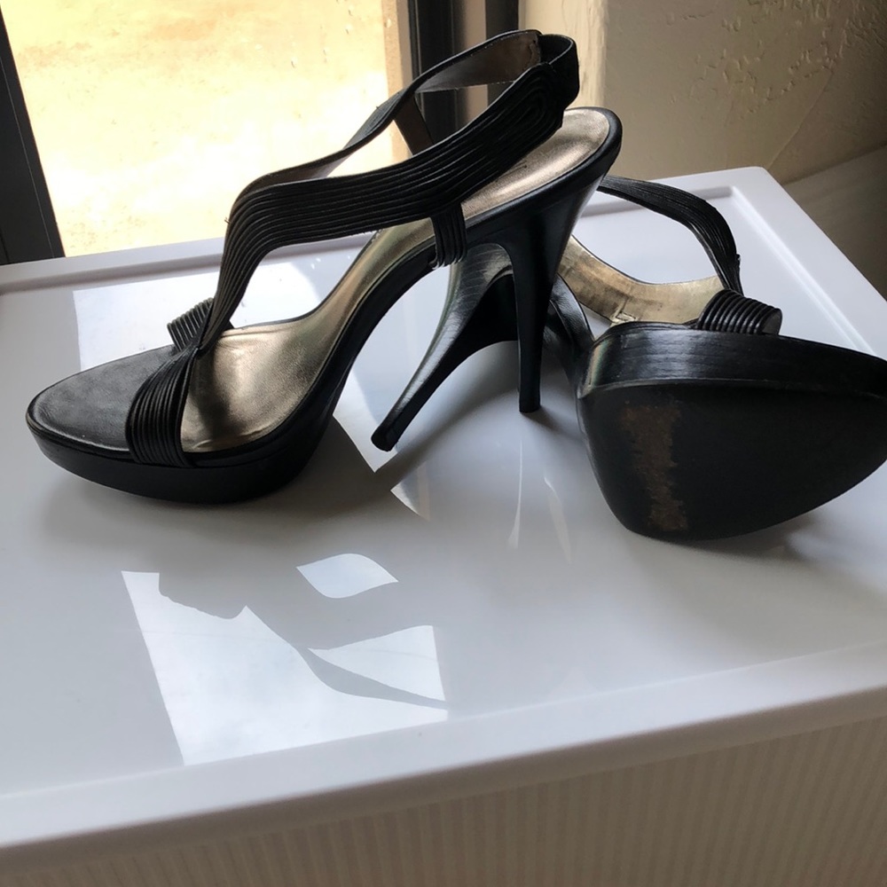 Size 8M high heel sandals